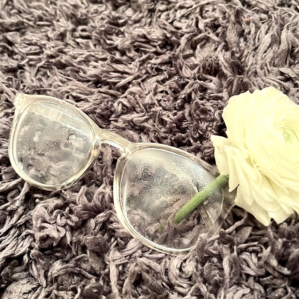 Clear glasses